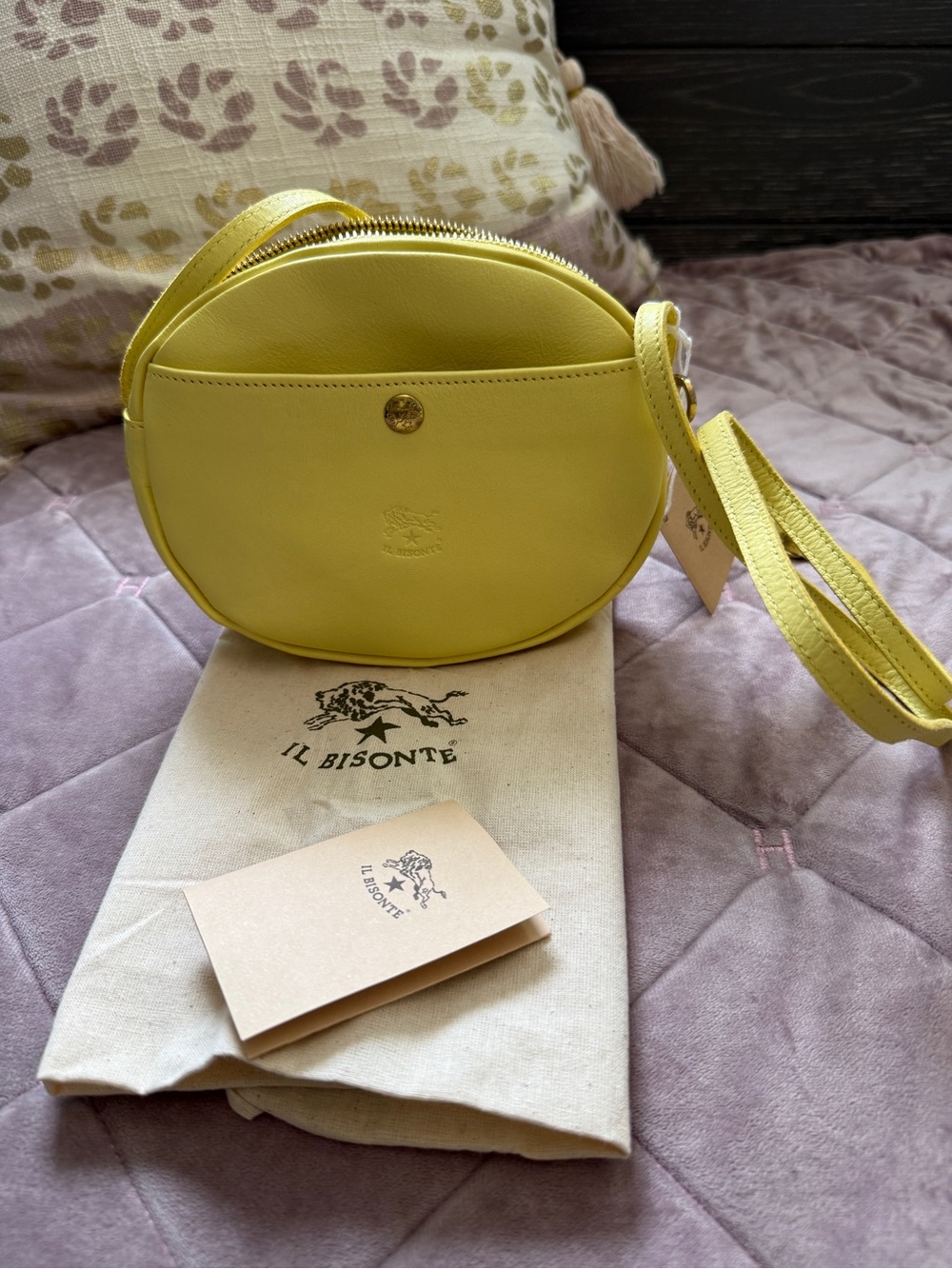 IL BISONTE Rubino Pastel Yellow Leather Crossbody Bag